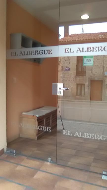El Albergue Covaleda Esterno foto