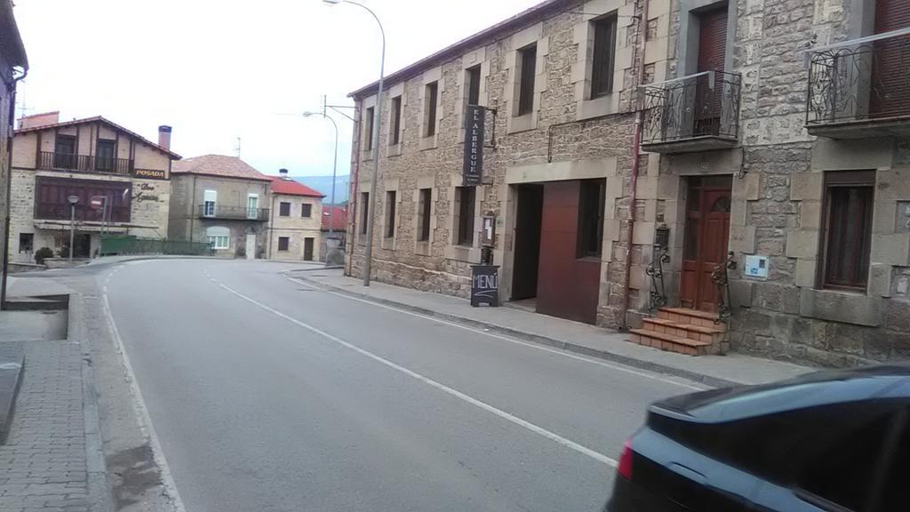 El Albergue Covaleda Esterno foto