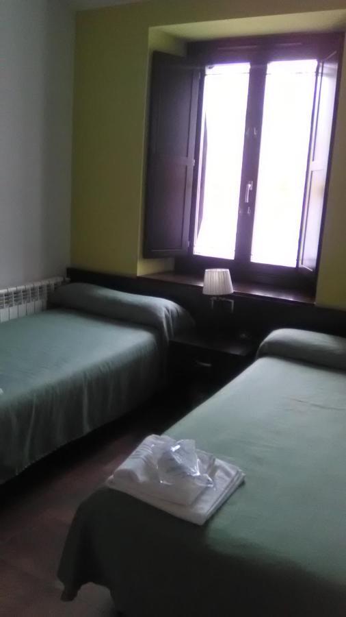 El Albergue Covaleda Esterno foto