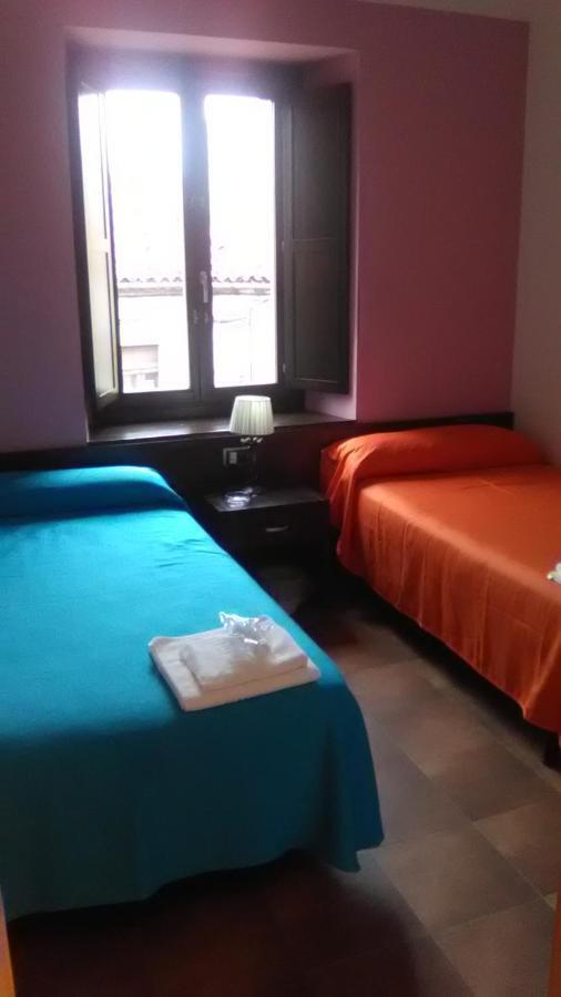 El Albergue Covaleda Esterno foto