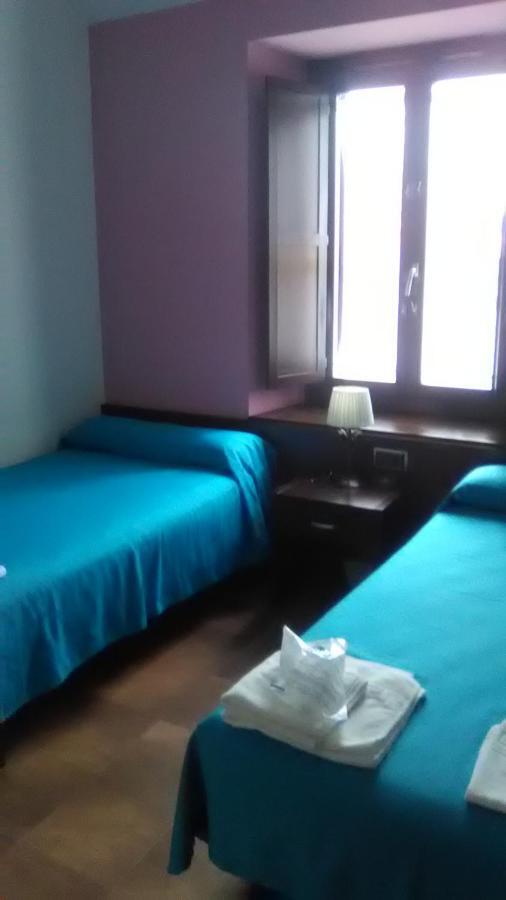 El Albergue Covaleda Esterno foto